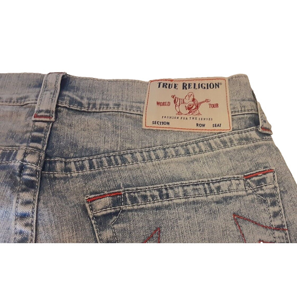 True Religion Geno Mens 31 Jeans Relaxed Slim Acid Wash Blue w/Red Embroidered - Picture 8 of 11